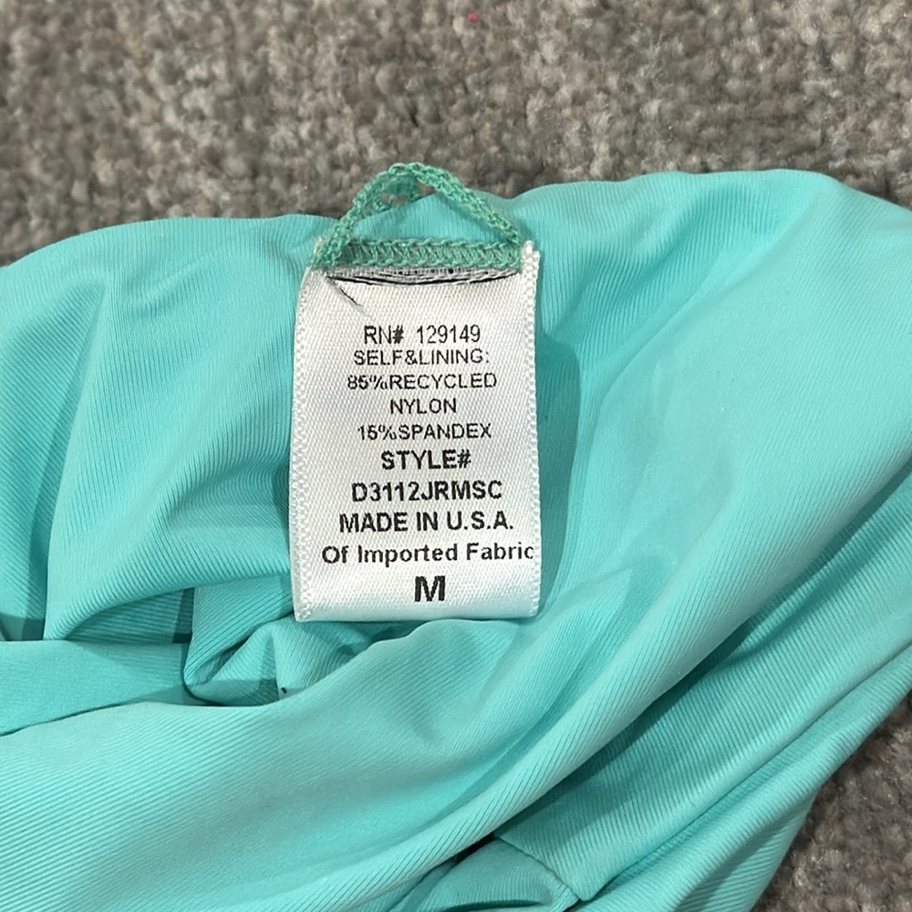 Turquoise Bikini - Picture 9 of 10